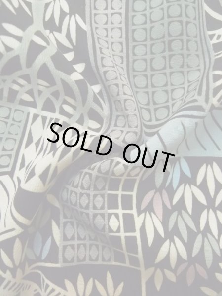 画像12: L0616A  羽織 女性用着物  シルク(正絹)   黒, 草 【中古】 【USED】 【リサイクル】 ★★☆☆☆ (12)