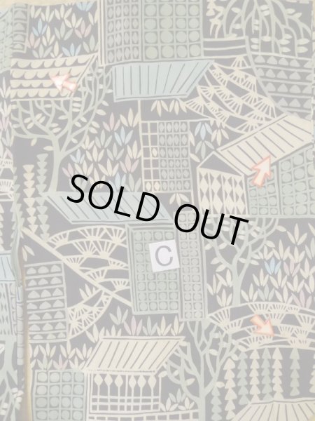 画像16: L0616A  羽織 女性用着物  シルク(正絹)   黒, 草 【中古】 【USED】 【リサイクル】 ★★☆☆☆ (16)