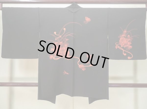 画像2: L0616C Mint  羽織 女性用着物  シルク(正絹)   黒, ぼたん 【中古】 【USED】 【リサイクル】 ★★★★☆ (2)