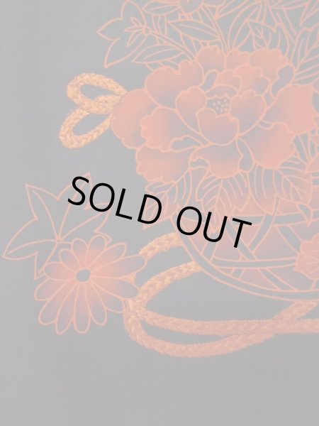 画像6: L0616C Mint  羽織 女性用着物  シルク(正絹)   黒, ぼたん 【中古】 【USED】 【リサイクル】 ★★★★☆ (6)