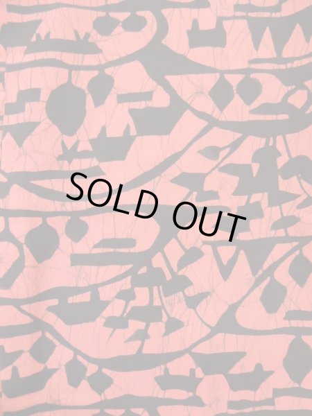 画像4: L0616D Mint  羽織 女性用着物  シルク（正絹）  淡い 朱赤, 抽象的模様 【中古】 【USED】 【リサイクル】 ★★★★☆ (4)