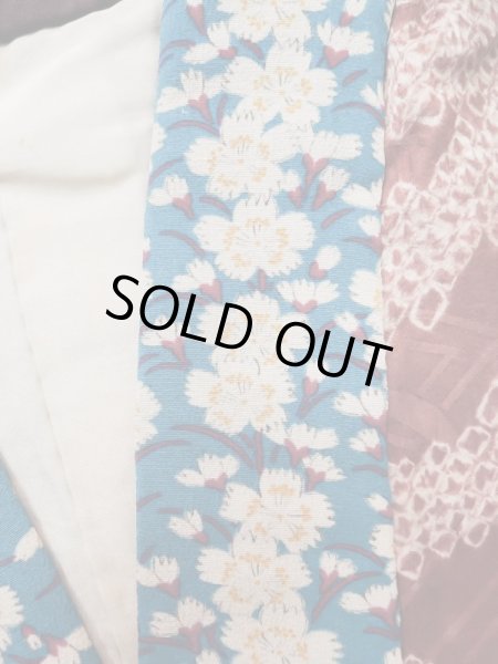 画像4: L0616N  襦袢 女性用着物 半襦袢、半襟つき（撫子） シルク（正絹）   茶色, ぼたん 【中古】 【USED】 【リサイクル】 ★☆☆☆☆ (4)