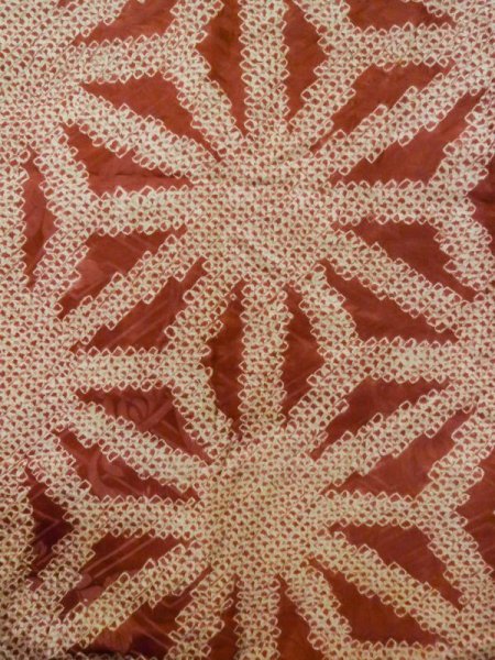 画像8: L0616N  襦袢 女性用着物 半襦袢、半襟つき(撫子) シルク(正絹)   茶色, ぼたん 【中古】 【USED】 【リサイクル】 ★☆☆☆☆ (8)