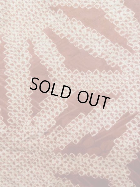 画像12: L0616N  襦袢 女性用着物 半襦袢、半襟つき（撫子） シルク（正絹）   茶色, ぼたん 【中古】 【USED】 【リサイクル】 ★☆☆☆☆ (12)