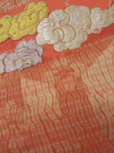 画像15: L0616N  襦袢 女性用着物 半襦袢、半襟つき(撫子) シルク(正絹)   茶色, ぼたん 【中古】 【USED】 【リサイクル】 ★☆☆☆☆ (15)