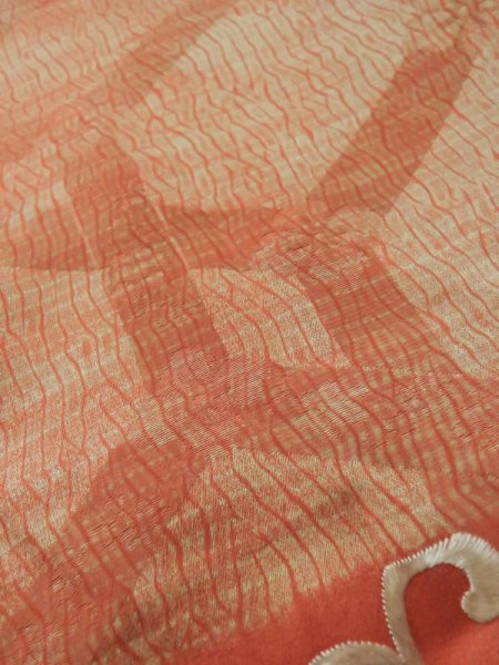 画像16: L0616N  襦袢 女性用着物 半襦袢、半襟つき(撫子) シルク(正絹)   茶色, ぼたん 【中古】 【USED】 【リサイクル】 ★☆☆☆☆ (16)