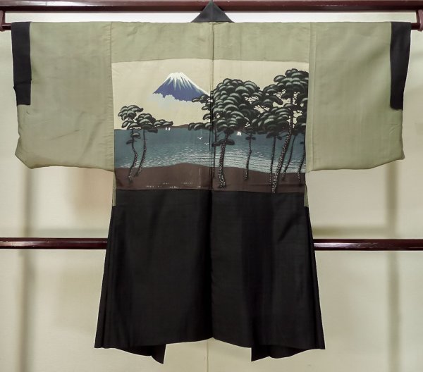 画像3: L0616X  羽織 男性用着物  シルク(正絹)   黒,  【中古】 【USED】 【リサイクル】 ★☆☆☆☆ (3)