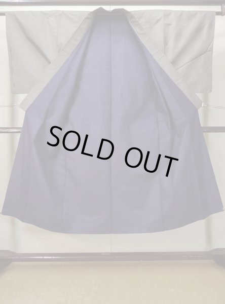 画像2: L0630H Mint  男性用着物 男性用着物  シルク(正絹)   茶色, 幾何学模様 【中古】 【USED】 【リサイクル】 ★★★★☆ (2)