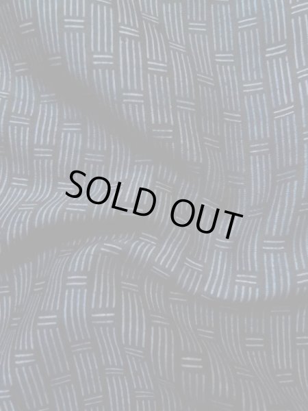 画像10: L0630Q  男性用着物 男性用着物 綿入り(綿が出てきている) シルク(正絹)   紺, 縞 【中古】 【USED】 【リサイクル】 ★☆☆☆☆ (10)