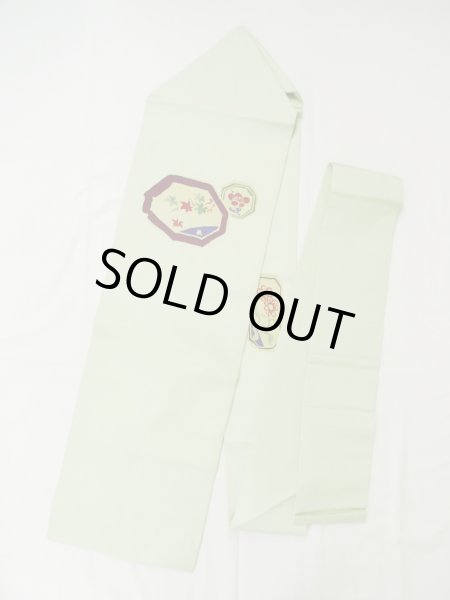 画像1: L0706V 名古屋帯 女性用着物 シルク（正絹） 淡い 薄い 黄緑色 梅 【中古】 【USED】 【リサイクル】 ★★★★☆ (1)