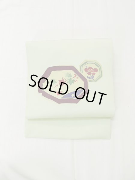 画像2: L0706V 名古屋帯 女性用着物 シルク（正絹） 淡い 薄い 黄緑色 梅 【中古】 【USED】 【リサイクル】 ★★★★☆ (2)