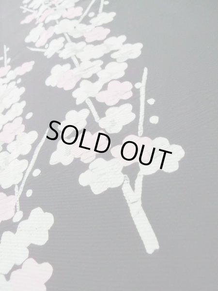 画像9: L0713B  羽織 女性用着物  シルク(正絹)   黒, 梅 【中古】 【USED】 【リサイクル】 ★★★☆☆ (9)