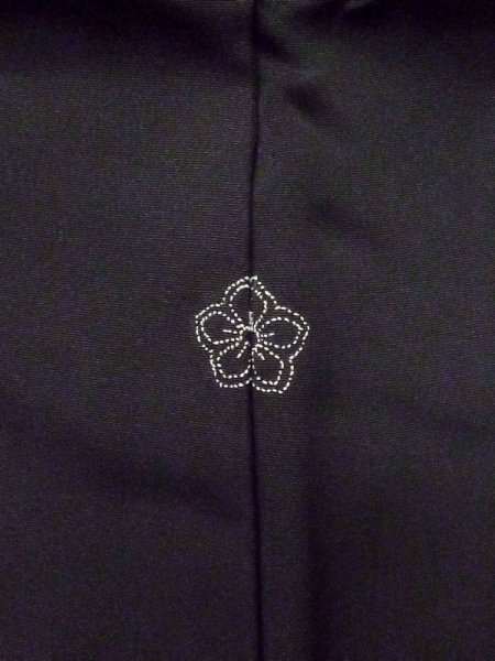 画像3: L0713P  羽織 女性用着物  シルク(正絹)   黒, 葉 【中古】 【USED】 【リサイクル】 ★★★☆☆ (3)