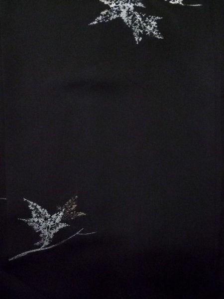 画像5: L0713P  羽織 女性用着物  シルク(正絹)   黒, 葉 【中古】 【USED】 【リサイクル】 ★★★☆☆ (5)