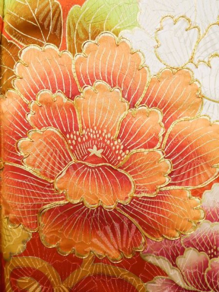 画像7: L0727E  振袖 女性用着物  シルク(正絹)   朱赤, ぼたん 【中古】 【USED】 【リサイクル】 ★☆☆☆☆ (7)