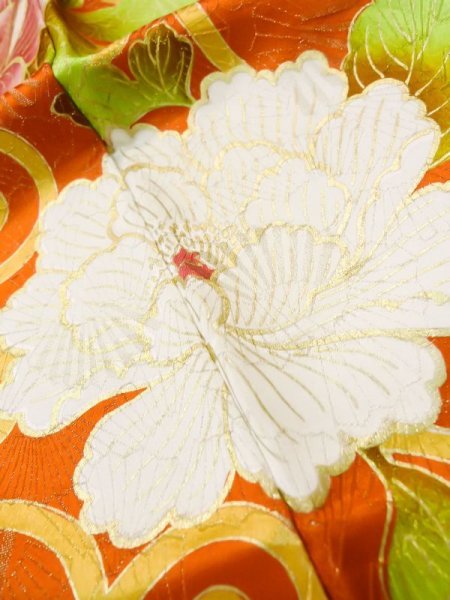 画像12: L0727E  振袖 女性用着物  シルク(正絹)   朱赤, ぼたん 【中古】 【USED】 【リサイクル】 ★☆☆☆☆ (12)