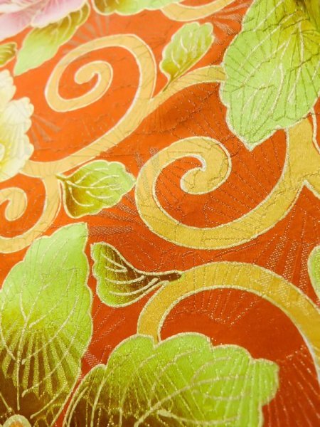 画像14: L0727E  振袖 女性用着物  シルク(正絹)   朱赤, ぼたん 【中古】 【USED】 【リサイクル】 ★☆☆☆☆ (14)