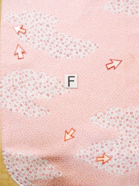 画像21: L0727I  振袖 女性用着物  シルク(正絹) 淡い 薄い 桃色, 花 【中古】 【USED】 【リサイクル】 ★★☆☆☆ (21)