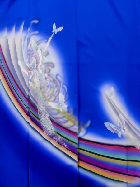 画像5: L0727J  振袖 女性用着物  シルク(正絹)  鮮やか 青, 蝶々 【中古】 【USED】 【リサイクル】 ★★☆☆☆ (5)