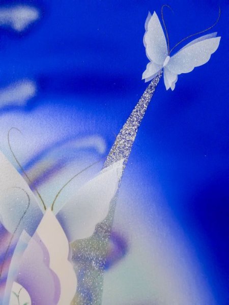 画像8: L0727J  振袖 女性用着物  シルク(正絹)  鮮やか 青, 蝶々 【中古】 【USED】 【リサイクル】 ★★☆☆☆ (8)