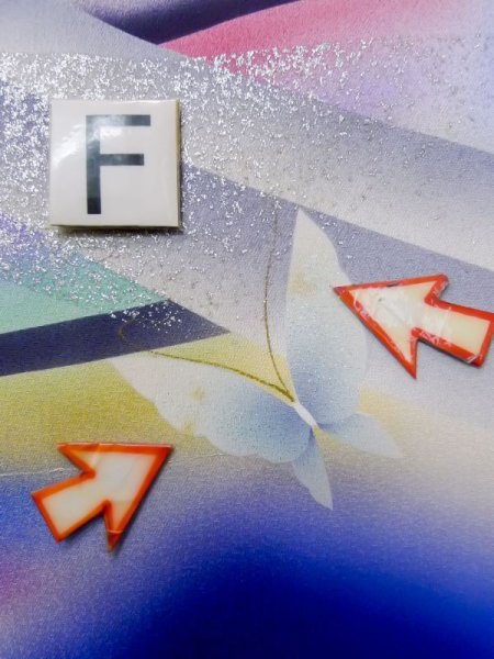 画像23: L0727J  振袖 女性用着物  シルク(正絹)  鮮やか 青, 蝶々 【中古】 【USED】 【リサイクル】 ★★☆☆☆ (23)