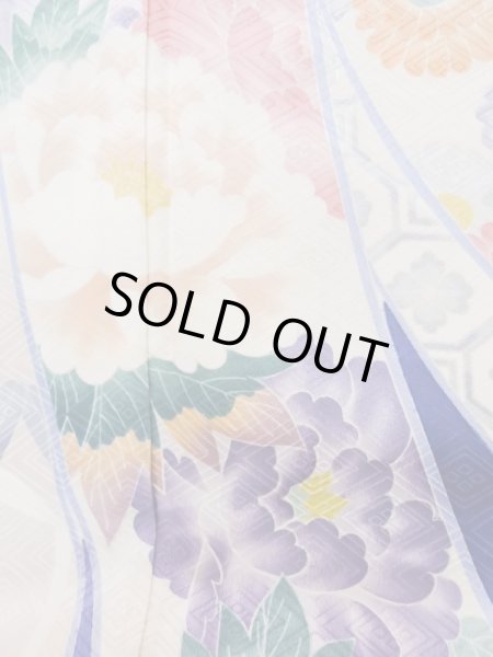 画像11: L0727K  振袖 女性用着物 青海波、花菱、七宝柄 シルク(正絹) 淡い 薄い 桃色, 熨斗 鮮やか【中古】 【USED】 【リサイクル】 ★★☆☆☆ (11)