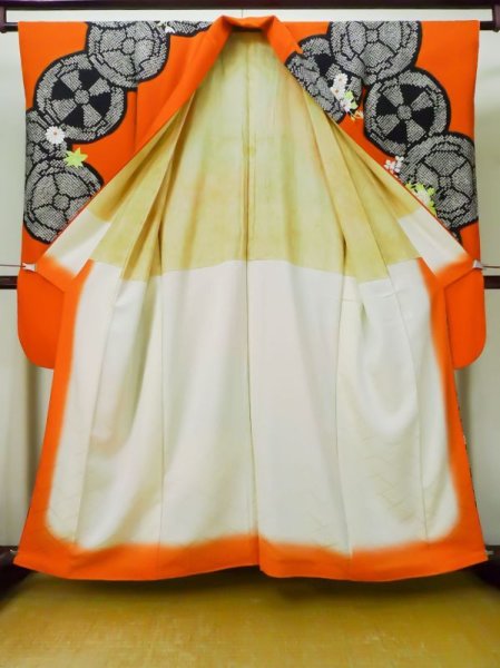 画像4: L0727M  振袖 女性用着物  シルク(正絹)   橙色, ぼたん 【中古】 【USED】 【リサイクル】 ★★★☆☆ (4)