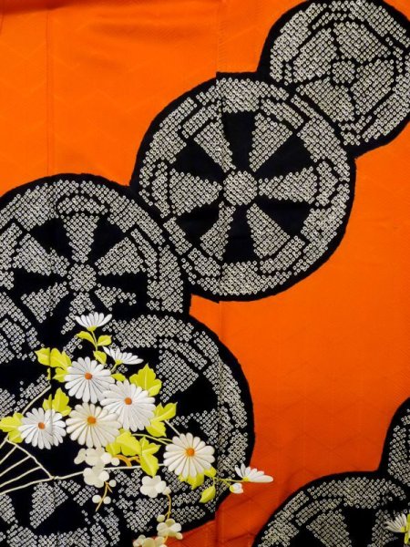 画像6: L0727M  振袖 女性用着物  シルク(正絹)   橙色, ぼたん 【中古】 【USED】 【リサイクル】 ★★★☆☆ (6)
