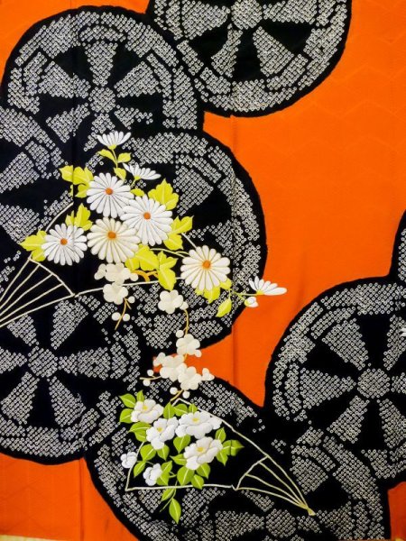 画像7: L0727M  振袖 女性用着物  シルク(正絹)   橙色, ぼたん 【中古】 【USED】 【リサイクル】 ★★★☆☆ (7)