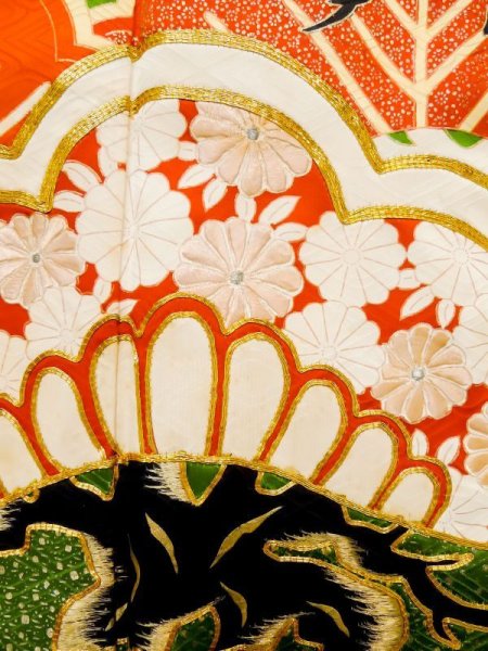 画像9: L0727N  振袖 女性用着物  シルク(正絹)   オフ ホワイト, 桜 【中古】 【USED】 【リサイクル】 ★☆☆☆☆ (9)