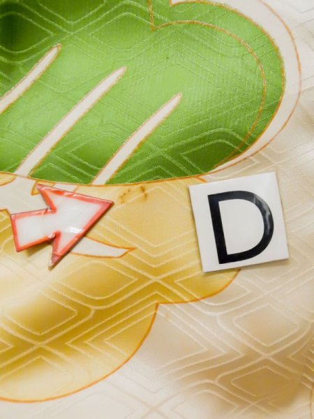 画像23: L0727N  振袖 女性用着物  シルク(正絹)   オフ ホワイト, 桜 【中古】 【USED】 【リサイクル】 ★☆☆☆☆ (23)