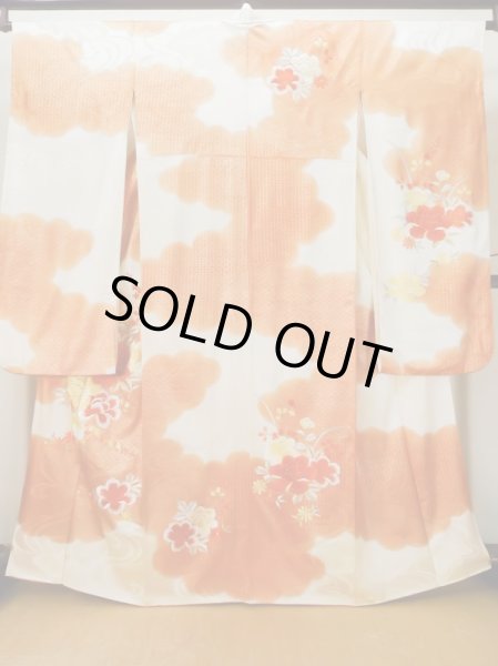 画像1: L0727O  振袖 女性用着物  シルク（正絹）   オフ　ホワイト, 花 【中古】 【USED】 【リサイクル】 ★★☆☆☆ (1)