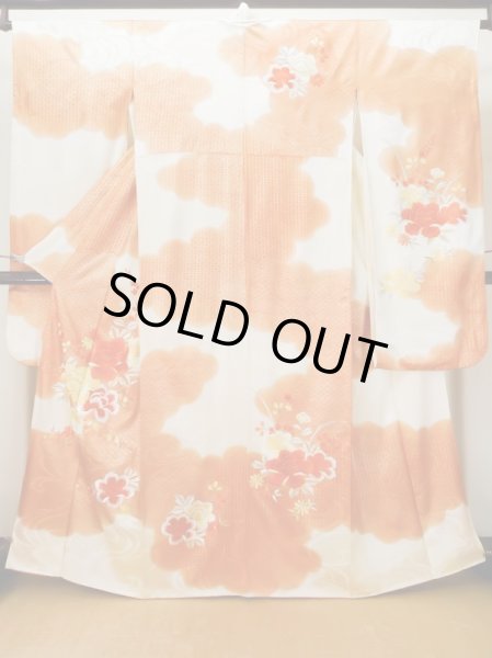 画像2: L0727O  振袖 女性用着物  シルク（正絹）   オフ　ホワイト, 花 【中古】 【USED】 【リサイクル】 ★★☆☆☆ (2)