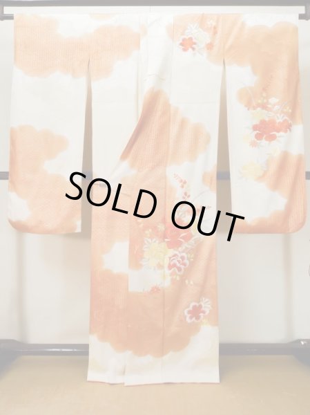 画像3: L0727O  振袖 女性用着物  シルク（正絹）   オフ　ホワイト, 花 【中古】 【USED】 【リサイクル】 ★★☆☆☆ (3)