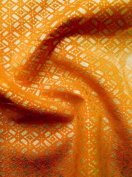 画像16: L0727O  振袖 女性用着物  シルク（正絹）   オフ　ホワイト, 花 【中古】 【USED】 【リサイクル】 ★★☆☆☆ (16)