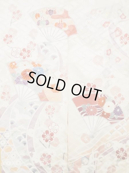 画像5: L0727P  振袖 女性用着物 扇、七宝、亀甲柄 シルク(正絹) 淡い 薄い マルチカラー, ぼたん 【中古】 【USED】 【リサイクル】 ★★☆☆☆ (5)