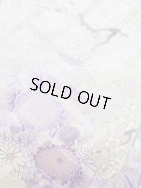 画像12: L0727R  振袖 女性用着物 鳥、青海波、壺、かのこ、□、〇、抽象的柄 シルク(正絹)  淡い 赤色, ぼたん 【中古】 【USED】 【リサイクル】 ★★★☆☆ (12)