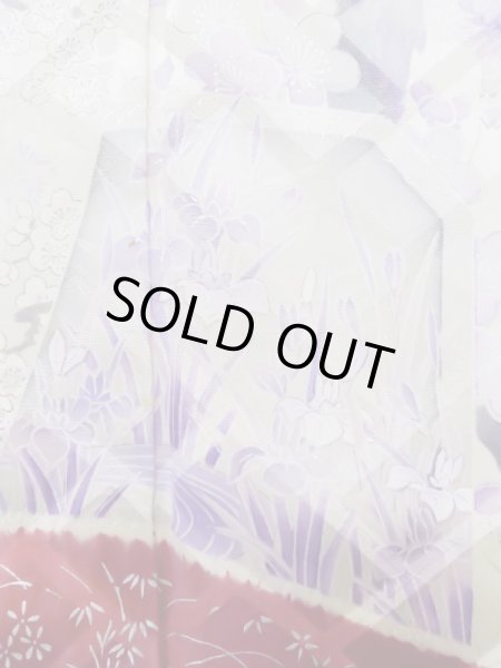 画像13: L0727R  振袖 女性用着物 鳥、青海波、壺、かのこ、□、〇、抽象的柄 シルク(正絹)  淡い 赤色, ぼたん 【中古】 【USED】 【リサイクル】 ★★★☆☆ (13)