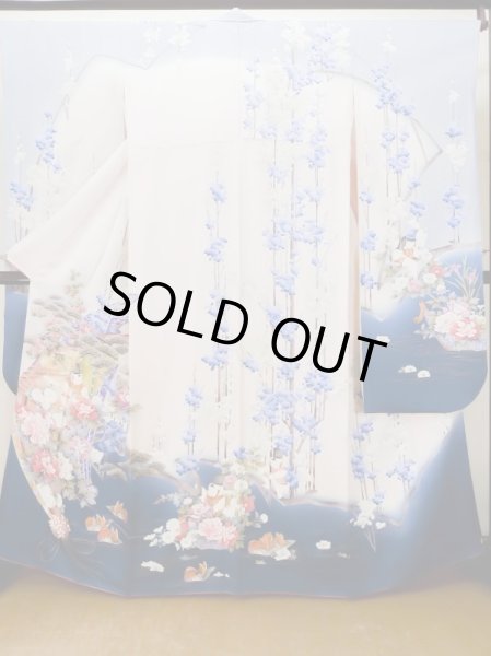 画像2: L0727S  振袖 女性用着物  シルク(正絹) 淡い 薄い 桃色, 童子 【中古】 【USED】 【リサイクル】 ★★☆☆☆ (2)