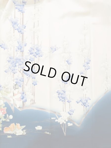 画像8: L0727S  振袖 女性用着物  シルク(正絹) 淡い 薄い 桃色, 童子 【中古】 【USED】 【リサイクル】 ★★☆☆☆ (8)