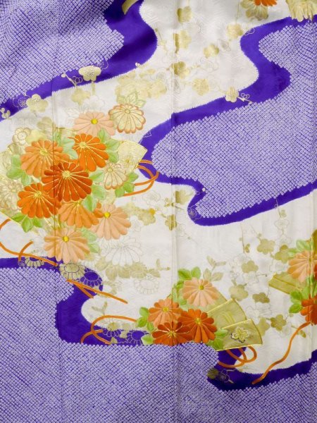 画像7: L0727W  振袖 女性用着物  シルク(正絹)   白, 菊 【中古】 【USED】 【リサイクル】 ★★★☆☆ (7)