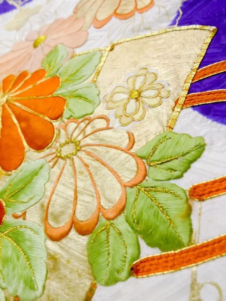 画像14: L0727W  振袖 女性用着物  シルク(正絹)   白, 菊 【中古】 【USED】 【リサイクル】 ★★★☆☆ (14)