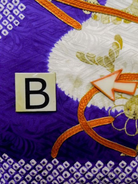 画像21: L0727W  振袖 女性用着物  シルク(正絹)   白, 菊 【中古】 【USED】 【リサイクル】 ★★★☆☆ (21)