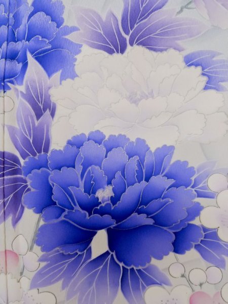 画像9: L0727X  振袖 女性用着物  シルク(正絹)  薄い 紫色, ぼたん 【中古】 【USED】 【リサイクル】 ★★☆☆☆ (9)