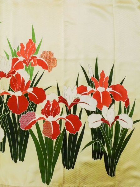 画像8: L0727Y  振袖 女性用着物 レア柄 シルク(正絹) 淡い 薄い 黄色, あやめ 【中古】 【USED】 【リサイクル】 ★★☆☆☆ (8)