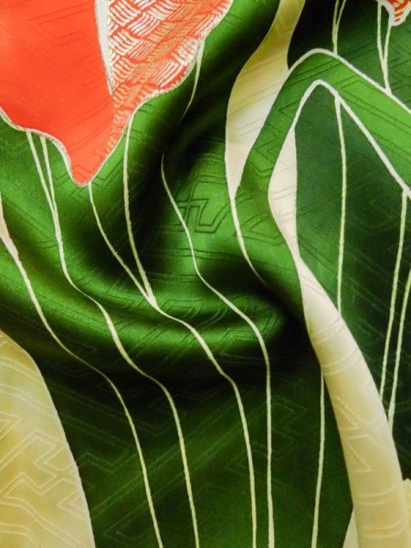 画像15: L0727Y  振袖 女性用着物 レア柄 シルク(正絹) 淡い 薄い 黄色, あやめ 【中古】 【USED】 【リサイクル】 ★★☆☆☆ (15)