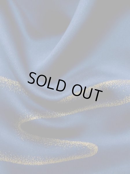 画像22: L0727Z  振袖 女性用着物 几帳、貝桶柄 シルク(正絹)  鮮やか 青, ぼたん 【中古】 【USED】 【リサイクル】 ★★☆☆☆ (22)