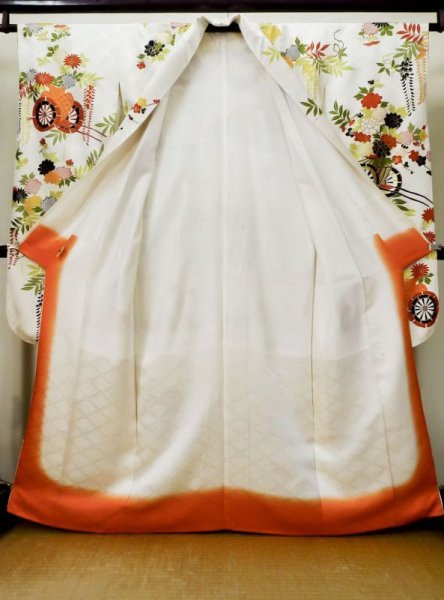 画像4: L0728A  振袖 女性用着物  シルク(正絹)   オフ ホワイト, ぼたん 【中古】 【USED】 【リサイクル】 ★★☆☆☆ (4)