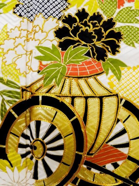 画像8: L0728A  振袖 女性用着物  シルク(正絹)   オフ ホワイト, ぼたん 【中古】 【USED】 【リサイクル】 ★★☆☆☆ (8)