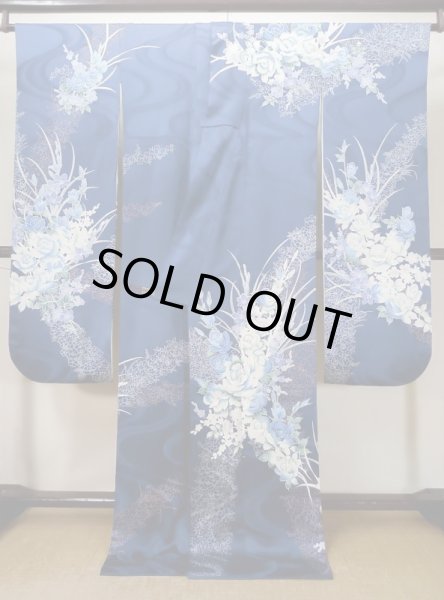 画像3: L0728D  振袖 女性用着物  シルク(正絹)  鮮やか 青, 花 【中古】 【USED】 【リサイクル】 ★★★★☆ (3)